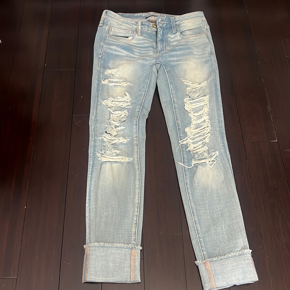 American Eagle destroyed stretch jeans